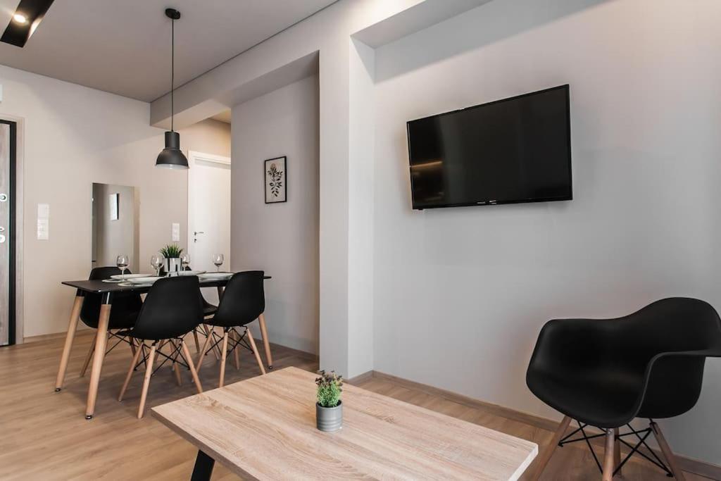 Piraeus Deluxe 2Bdr Apt - Near Metro And Port المظهر الخارجي الصورة